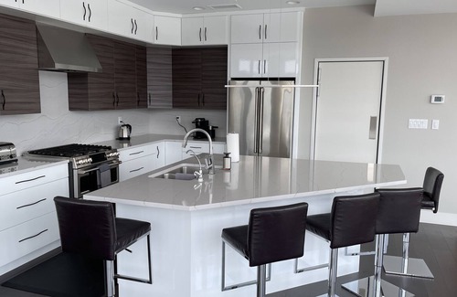 Northeast South Bend Condo | 3 Bedroom Luxury Condo with Gorgeous River and River Lights View