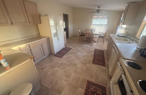 Vail House | 3-bedroom mobile home in enchanting Vail with AC