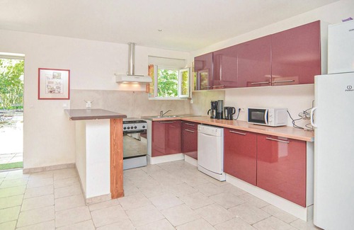Le Sambuc Apartment | 3 bedroom nice apartment in Le Sambuc