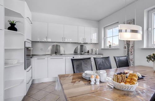 Bogense Apartment | Beachfront 3-Bedroom Retreat with Ocean Views in Bogense