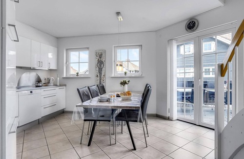 Bogense Apartment | Beachfront 3-Bedroom Retreat with Ocean Views in Bogense