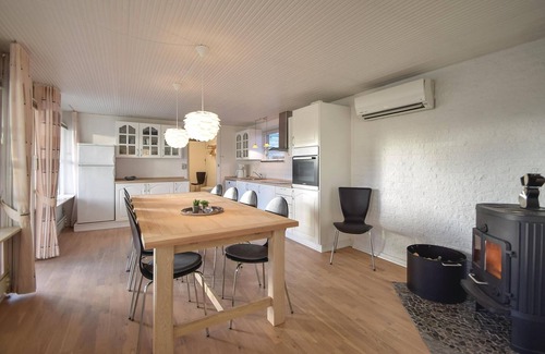 Juelsminde House | 3-Bedroom Oceanfront Retreat in Charming Juelsminde