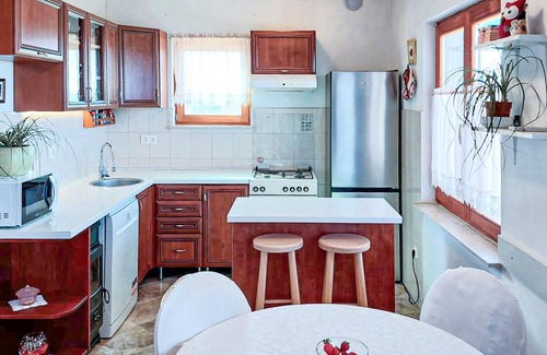 Gornje Selo House | Peaceful Vacation Home with Pool and Ocean Views for Families