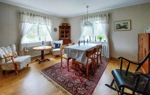 Blankered House | Cozy 3 Bedroom Home in Knred - Family & Pet Friendly