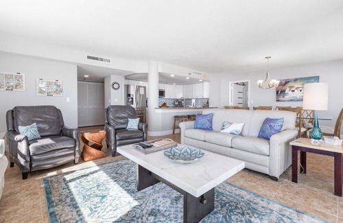 Ormond-by-the-Sea Condo | Beachfront Condo with Panoramic Ocean Views - VanLee306