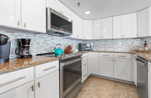 Ormond-by-the-Sea Condo | Beachfront Condo with Panoramic Ocean Views - VanLee306