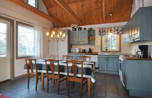 Tived House | 3 bedroom pet friendly home in Tived