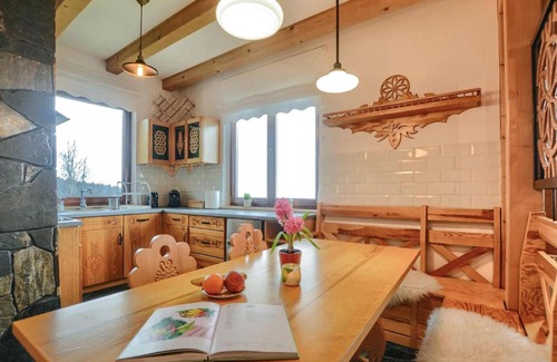 Huba House | Relax in a Cozy Cottage with Breathtaking Mountain Views