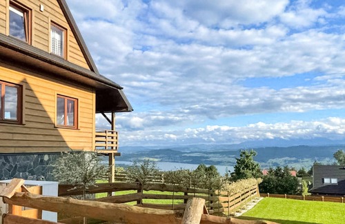 Huba House | Relax in a Cozy Cottage with Breathtaking Mountain Views