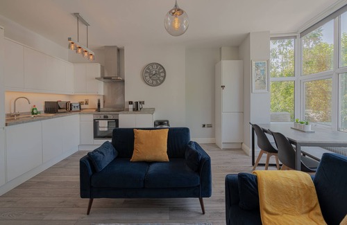 Seven Dials Apartment | 3 Bedroom Seven Dials Apartment