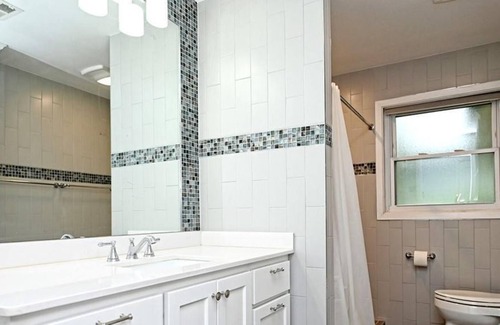 Allandale Apartment | 3 Bedroom Single family 548084 by Houzlet