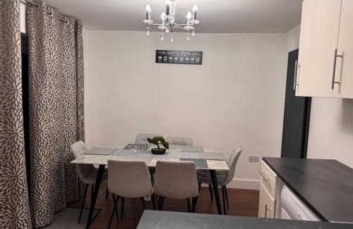 Elm Park Apartment | 3 Bedroom Spacious Bella Range Homes