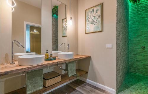 Piobbico House | Experience a 3 Bedroom Home in Piobbico with Pool Access