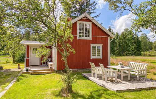 Mellerud House | Cozy 3 Bedroom Home in Mellerud - Pet & Child Friendly