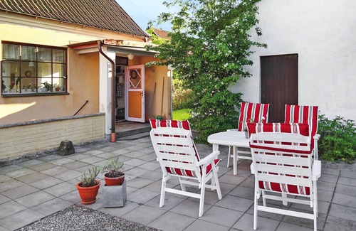 Svarte House | Cozy 3-Bedroom Retreat with Oceanfront Views in Ystad