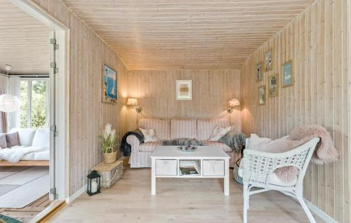 Hoeve Strand House | Inviting Home in Asns with Family-Friendly Kitchen