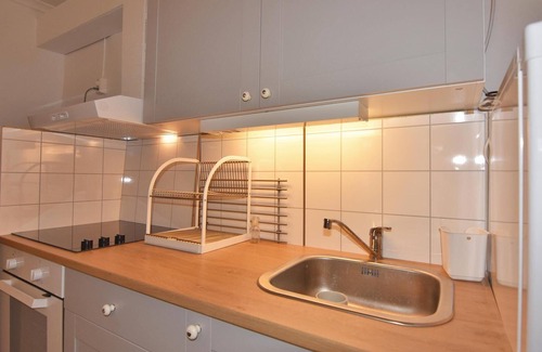 Arjang House | Serene Vacation Home with Lake View and Spa Amenities