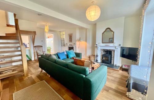 Strete House | 3 Bedroom House with Garden and Breathtaking Sea Views