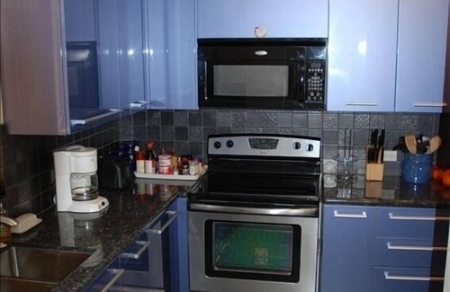 Paradise Island House | Ocean Front Town House on Paradise Island with Pool & Spa