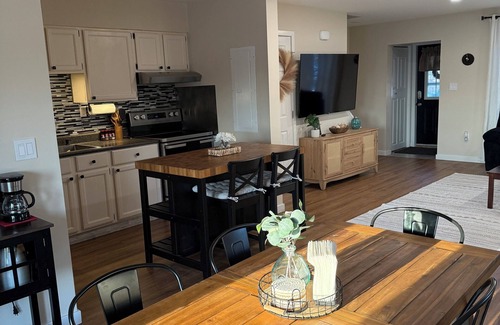 North Lake George House | 3-bedroom townhome in tranquil Ticonderoga with AC, WiFi close to Lake George!