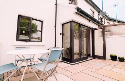 Ballyvaughan House | 3 bedroom Townhouse in the heart of the Burren