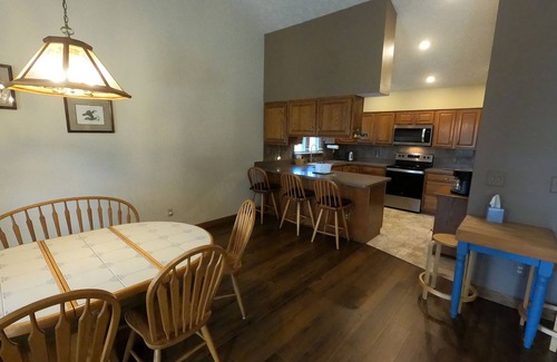 Bloomington House | Discover a Cozy Retreat Near Indiana University with Lake Views