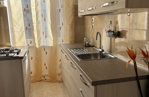 Cinecitta Apartment | 3-bedroom very clean apartment in lovely Roma with AC, WiFi