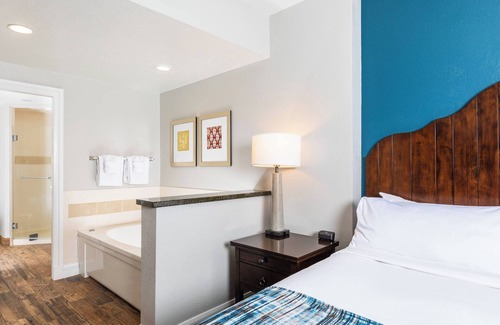 South Lake Tahoe Resort | 3 Bedroom Villa, Sleeps 10, at Marriott's Timber Lodge in South Lake Tahoe!