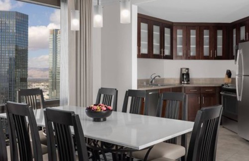 Las Vegas Resort | Family-Friendly 3 Bedroom Villa at Las Vegas Marriott Grand Chateau