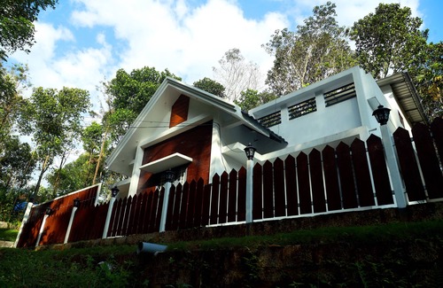 Devikolam Villa | Guest Rated: 10/10 Villa in Munnar's Natural Haven