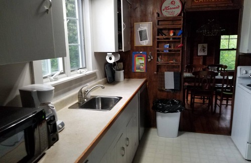 Cataumet House | Vintage Cape Cod Home with Ocean View & Spa Amenities