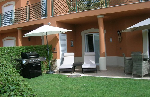 Atalaia Villa | Elegant 3-Bedroom Villa with Private Garden and Pool Access