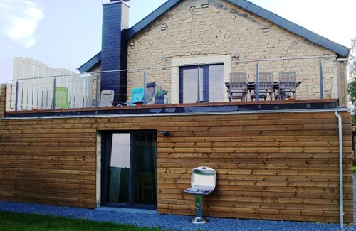 Florenville House | Family-Friendly 3 Bedrooms House with Garden & Wifi in Florenville