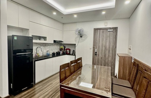 Hai Phong Apartment | Family-Friendly 3-Bedroom Apartment for Up to 6 Guests