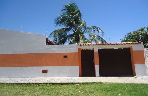 Barra de Sao Miguel House | Beautiful 3-Bedroom Pool Retreat in Barra de São Miguel