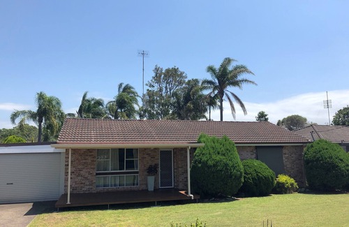 Shoalhaven Heads House | Oceanfront Retreat: 3 Bedrooms with Private Pool & Views