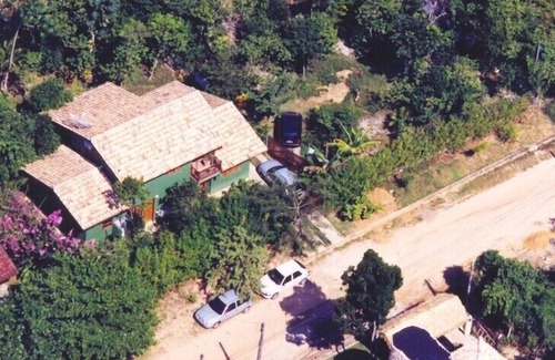 Itamambuca House | Beachside Retreat: 3 Bedrooms with Pool & Ocean Views