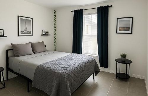 Southside Apartment | 3 beds Near Palo Alto College Downtown Texas A&M