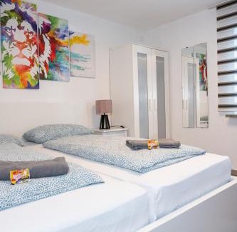 Memmingen House | Cozy Room with Pool and Garden - Rated 9.3/10 by Guests