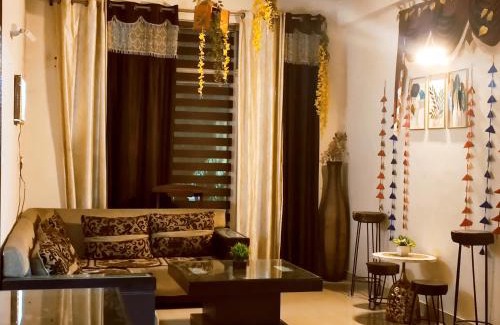 Landran Apartment | Family-Friendly 2 BDR Condo on Manali Expressway