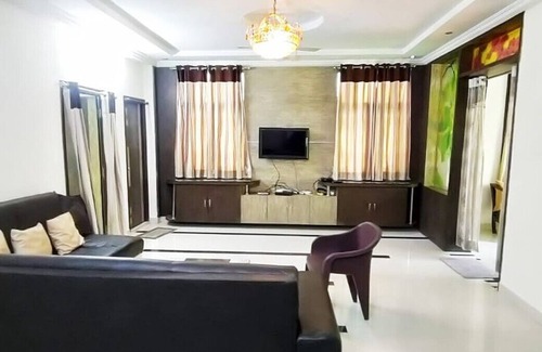 Himayatnagar Apartment | Spacious 3 BHK in KPHB with Free Parking & Pet-Friendly