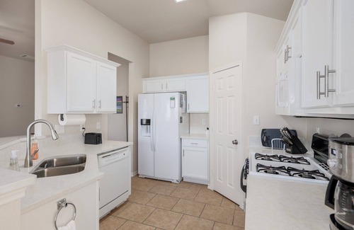 Round Rock House | Family-Friendly 3 BR Home with Ocean View Near Dell Campus