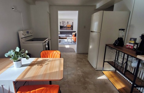 State College House | 3 BR/3 Bath College Heights Home - Quiet Neighborhood, 2 Miles to Beaver Stadium