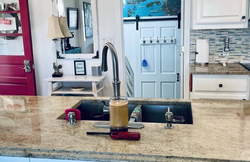 Ogden House | Ideal Waterfront Retreat: Family-Friendly with Pet Perks