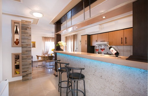 Stikovica Apartment | Bright Seaside Apartment with Ocean View & Large Balcony