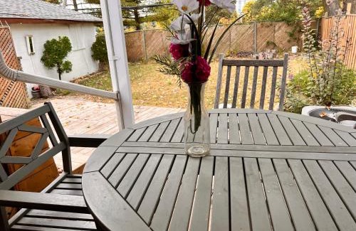 Richmond Hill House | Family-Friendly 3 BR Great House with Convenient Parking