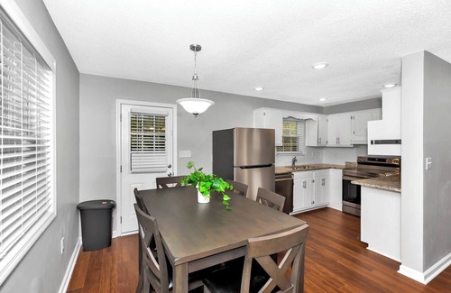 Huntsville House | 3-BR Home + Dedicated Office Space