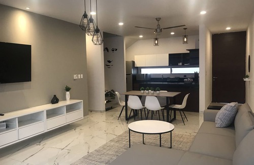 Merida Municipality House | Modern 3 BR Home with Pool & Free Parking in Nice MERIDA