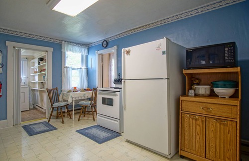 Cass House | Discover The Shay Inn: 15 Min to Snowshoe Mountain