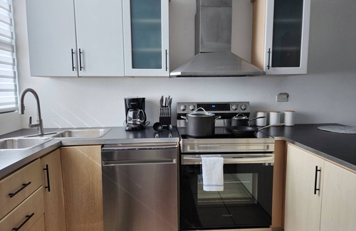 Las Cuevas Apartment | 3 BR/WIFI PENTHOUSE/BEACH AND POOLS IN AQUATIKA
